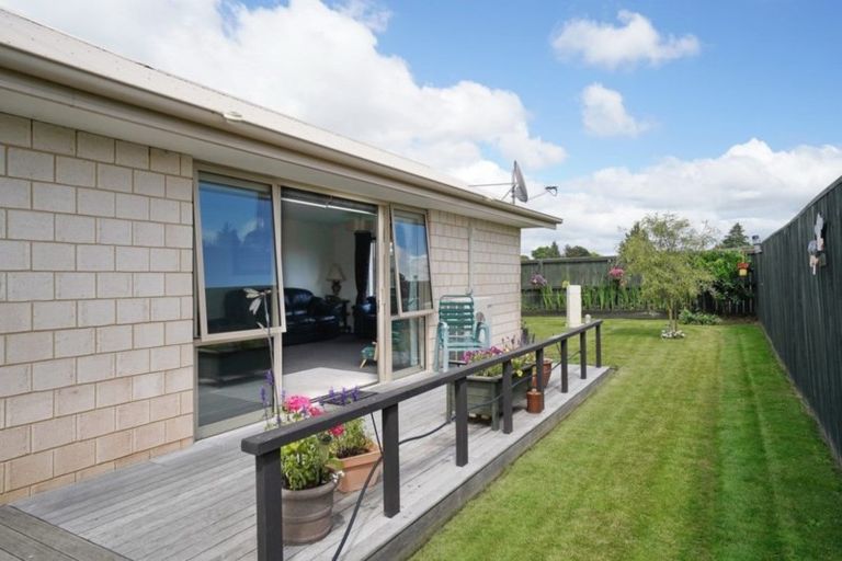 Photo of property in 21 Newbrook Terrace, Darfield, 7510