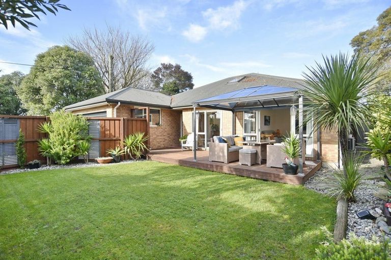 Photo of property in 2/50 Dunedin Street, Redwood, Christchurch, 8051