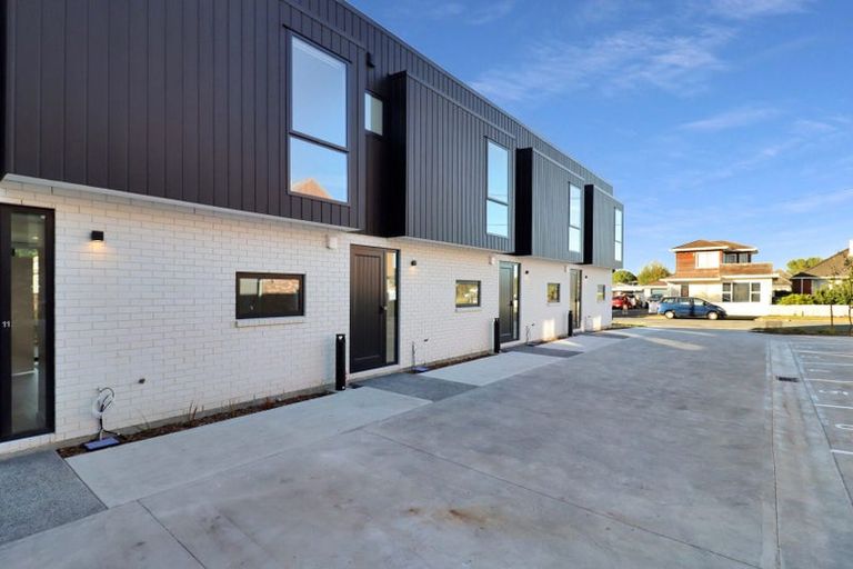 Photo of property in 12/1 Rainey Grove, Taita, Lower Hutt, 5011