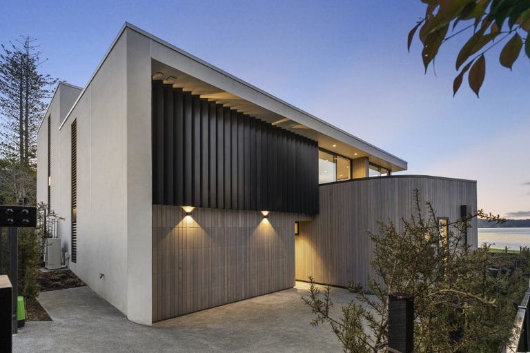 Photo of property in 73 West End Road, Westmere, Auckland, 1022