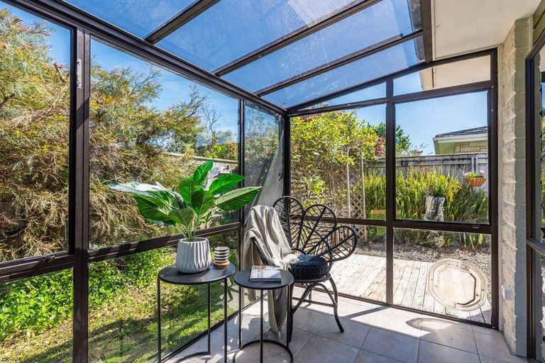 Photo of property in 1/29 Rosebank Grove, Waikanae, 5036