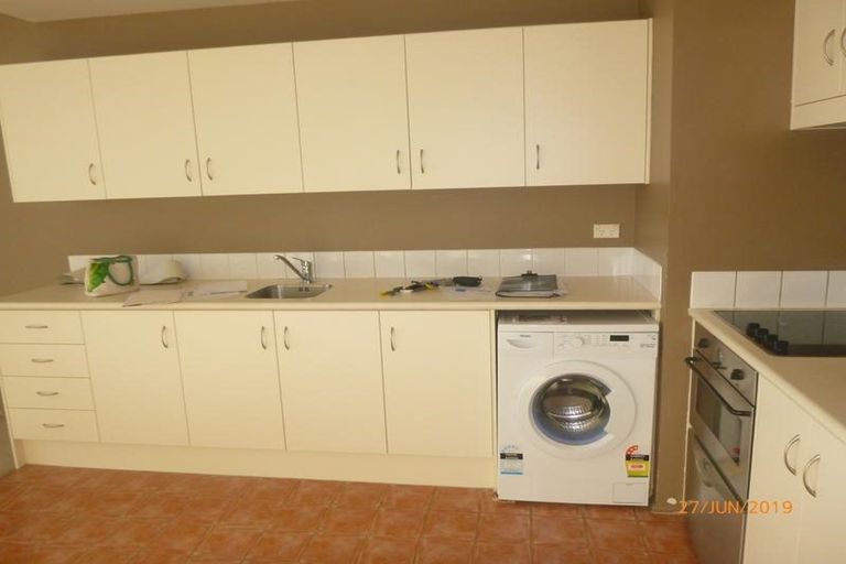 Photo of property in 7f/30 Westward Ho, Glen Eden, Auckland, 0602