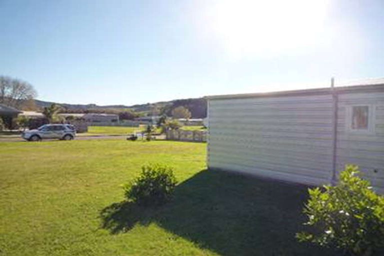 Photo of property in 3 Clipper Place, Whitianga, 3510