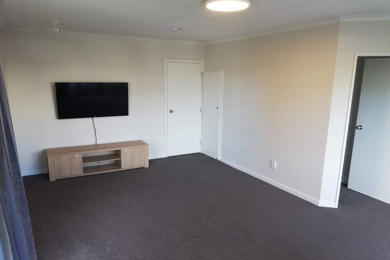 Photo of property in 2/29 Brockworth Place, Riccarton, Christchurch, 8011