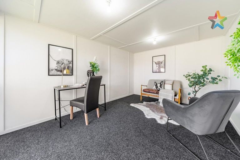 Photo of property in 42 Kensington Avenue, Petone, Lower Hutt, 5012