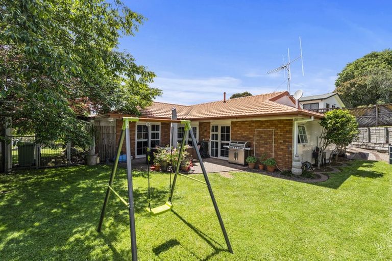 Photo of property in 35 Cromwell Drive, Fitzroy, Hamilton, 3206