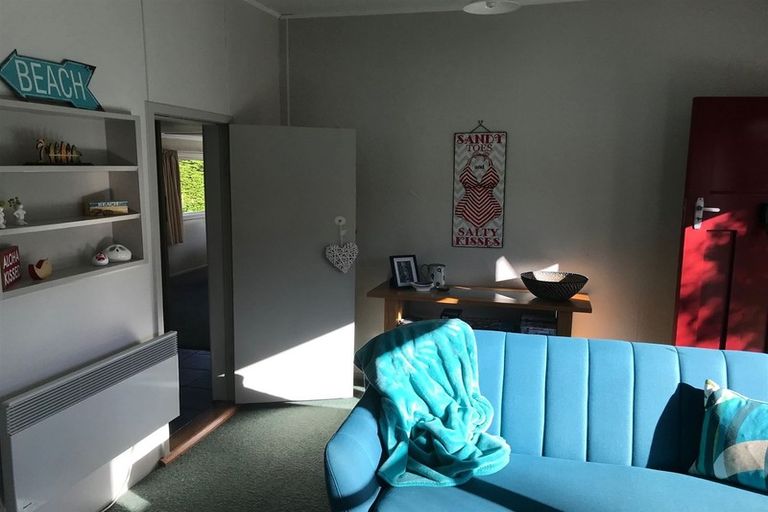 Photo of property in 64 Geelong Street, Waikouaiti, 9510