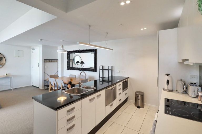 Photo of property in Bellagio Apartments, 11e/39 Taranaki Street, Te Aro, Wellington, 6011
