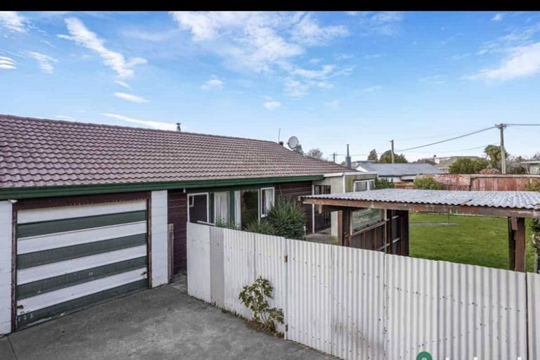 Photo of property in 2/25 Johns Road, Belfast, Christchurch, 8051