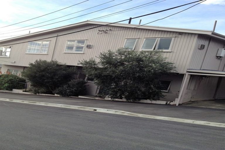 Photo of property in 76a Thompson Street, Mount Cook, Wellington, 6011