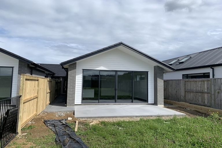 Photo of property in 97a Awataha Crescent, Pyes Pa, Tauranga, 3110