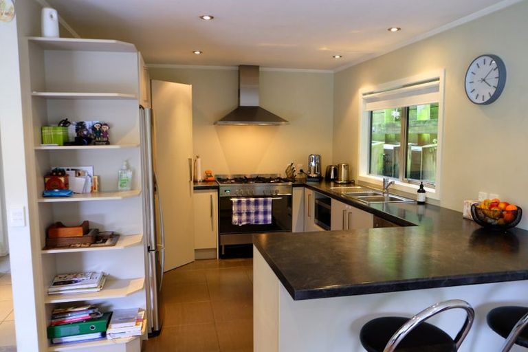 Photo of property in 50 Postgate Drive, Whitby, Porirua, 5024