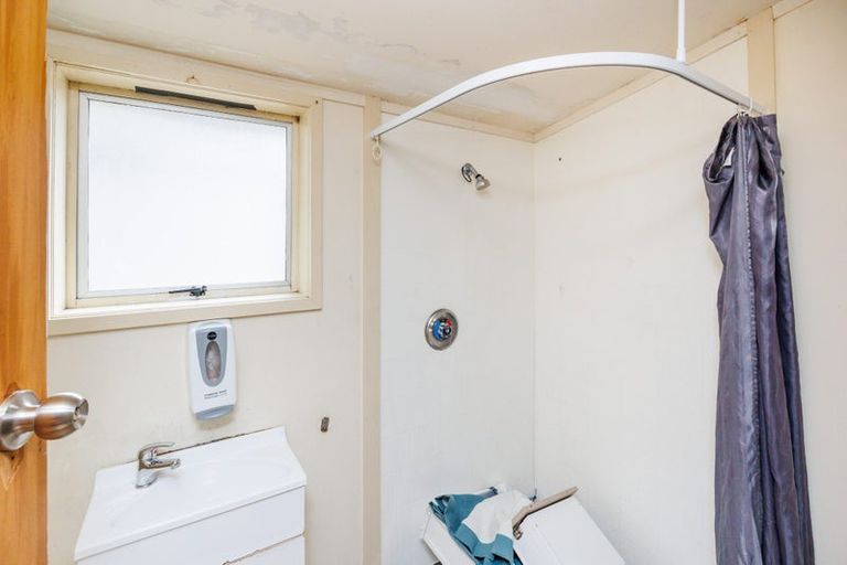 Photo of property in 374 College Street, Hokowhitu, Palmerston North, 4410