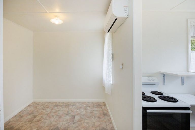 Photo of property in 1 Wakefield Street, Awapuni, Palmerston North, 4412