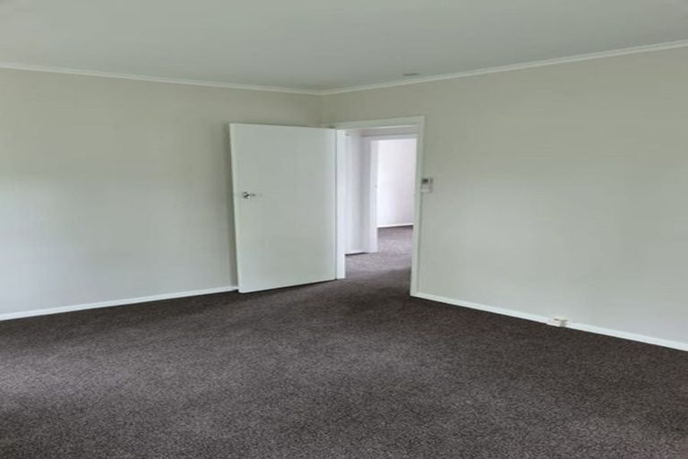 Photo of property in 1090a Fergusson Drive, Clouston Park, Upper Hutt, 5018