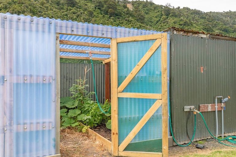 Photo of property in 70 Torea Street, Granity, 7823