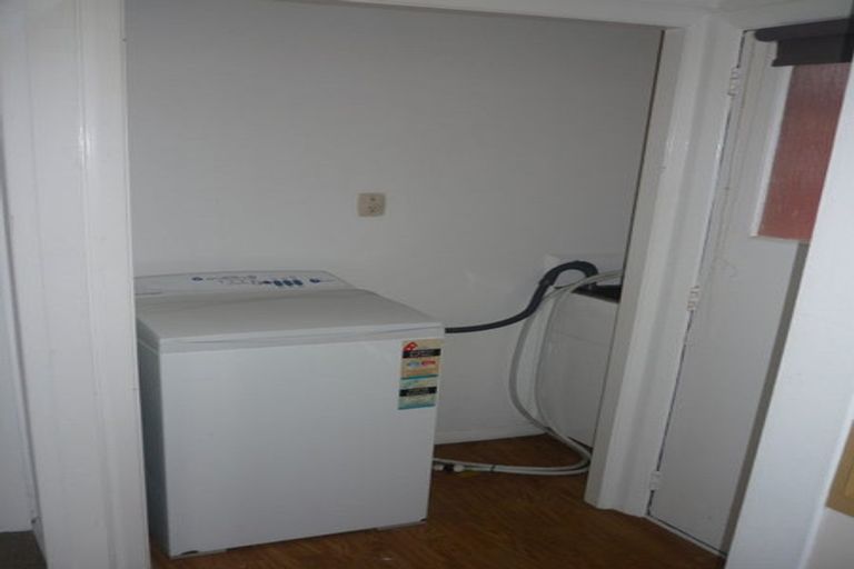 Photo of property in 252 Victoria Avenue, Hokowhitu, Palmerston North, 4410