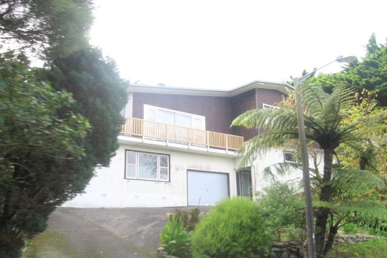Photo of property in 91 Dowse Drive, Maungaraki, Lower Hutt, 5010