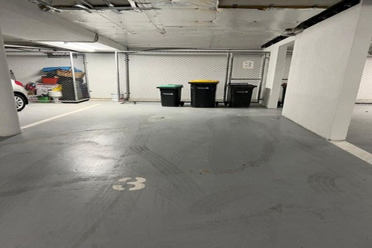 Photo of property in 3/272 Marine Parade, New Brighton, Christchurch, 8061