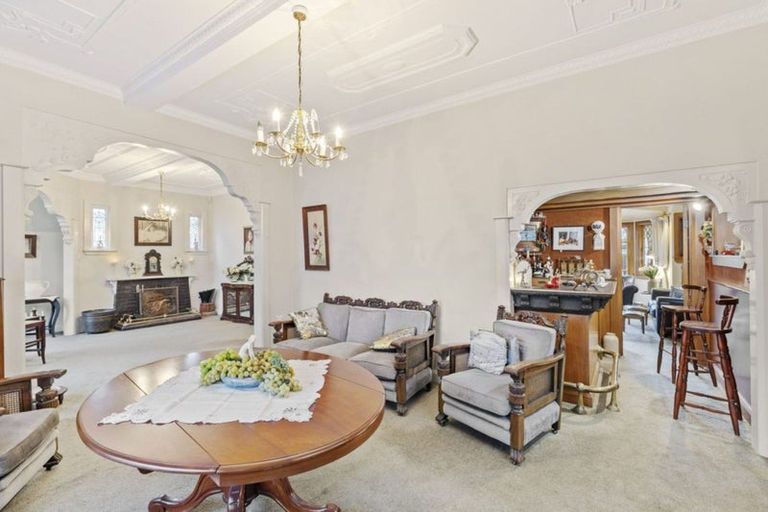 Photo of property in 209 Victoria Avenue, Hokowhitu, Palmerston North, 4410