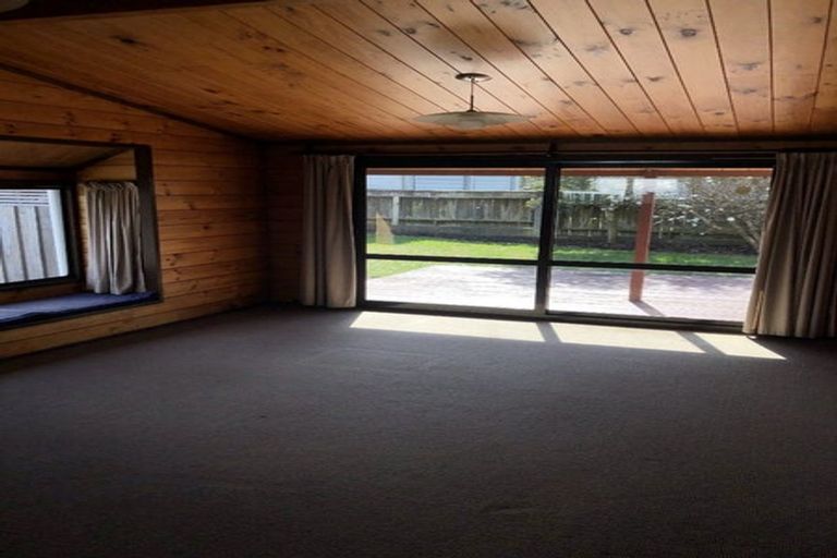 Photo of property in 24 Silvan Place, Bell Block, New Plymouth, 4312