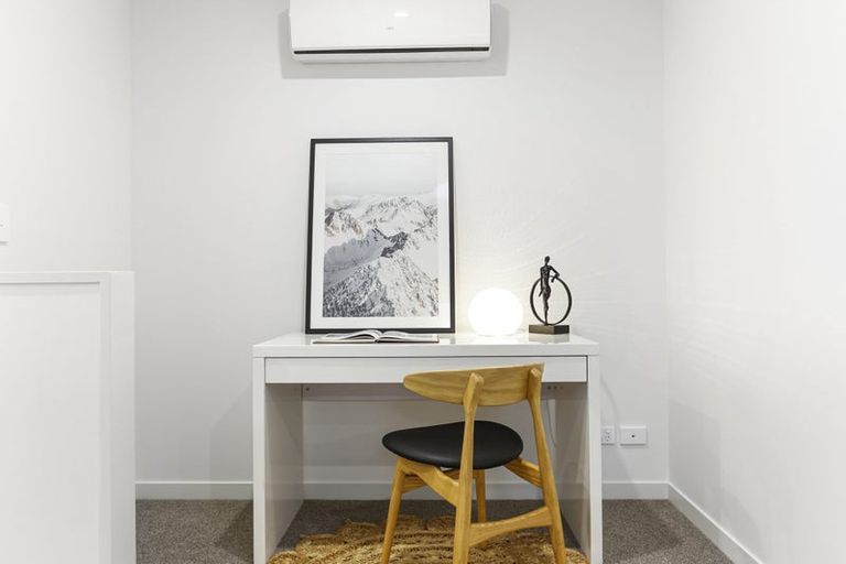 Photo of property in 28 Walter Merton Road, Hobsonville, Auckland, 0616