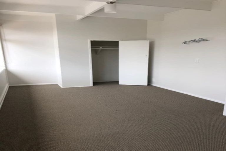 Photo of property in 9/3 Picton Street, Howick, Auckland, 2014