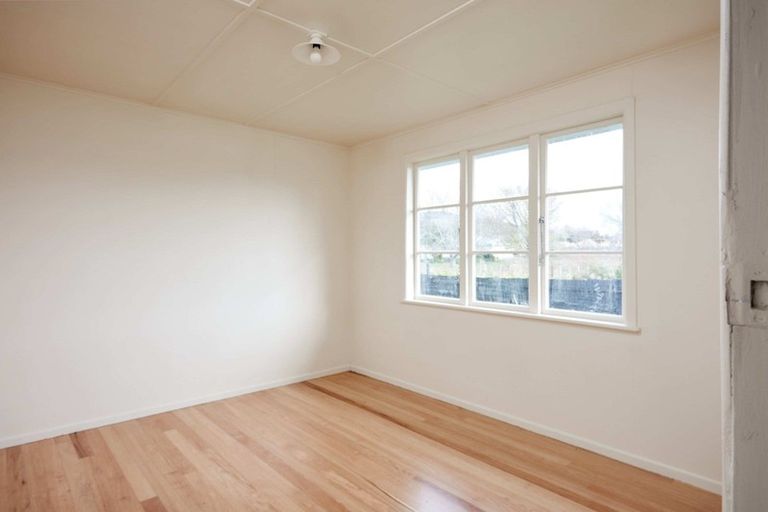 Photo of property in 12 Hetata Street, Whatatutu, Te Karaka, 4094