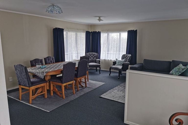 Photo of property in 42 Sandgate Avenue, Botany Downs, Auckland, 2010