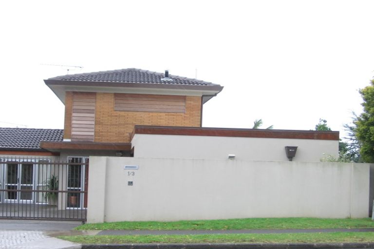 Photo of property in 3b Prince Regent Drive, Half Moon Bay, Auckland, 2012