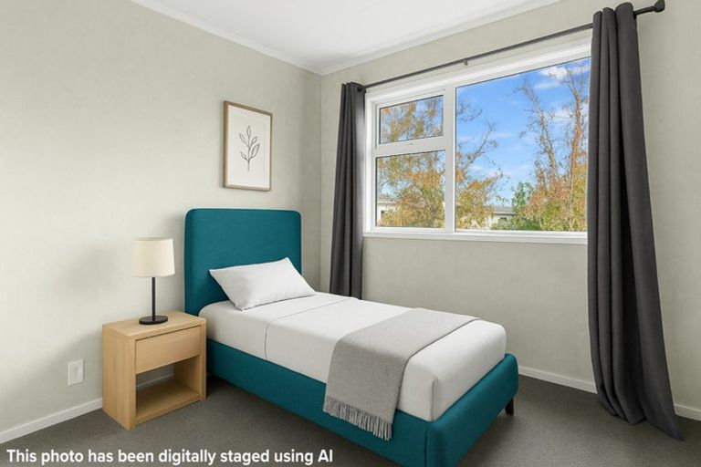 Photo of property in 9 Whaka Street, Maungaturoto, 0520