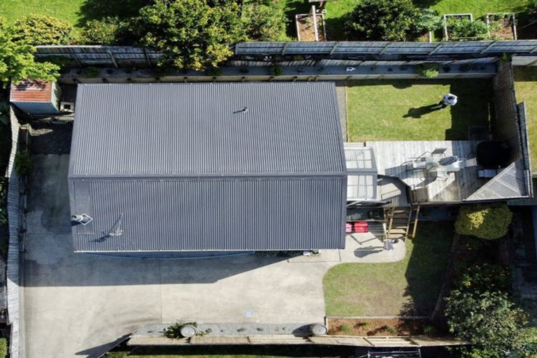 Photo of property in 6b Ranginui Road, Welcome Bay, Tauranga, 3112