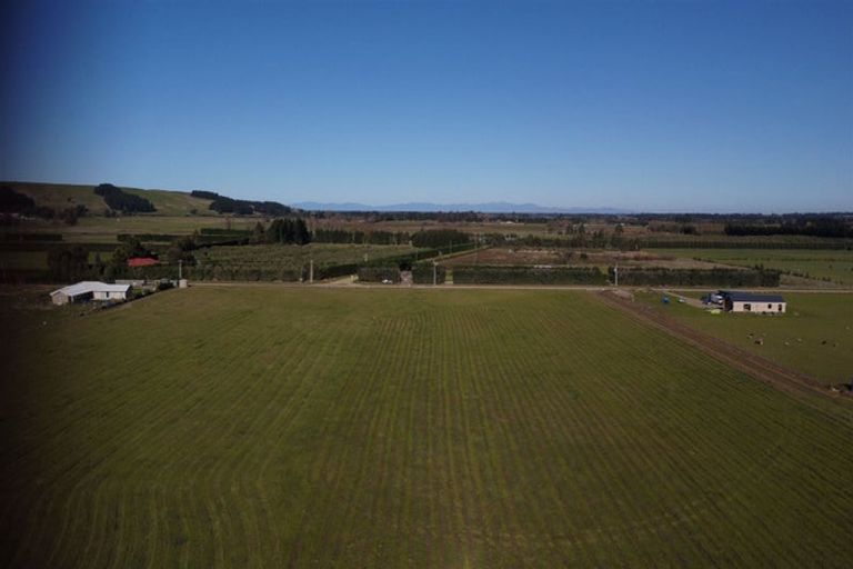 Photo of property in 66 Racecourse Road, Amberley, 7482