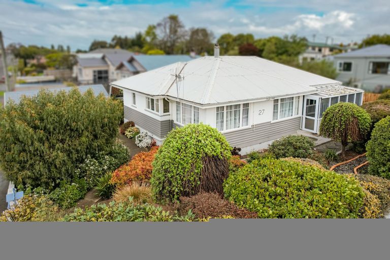 Photo of property in 27 Arun Street, South Hill, Oamaru, 9400