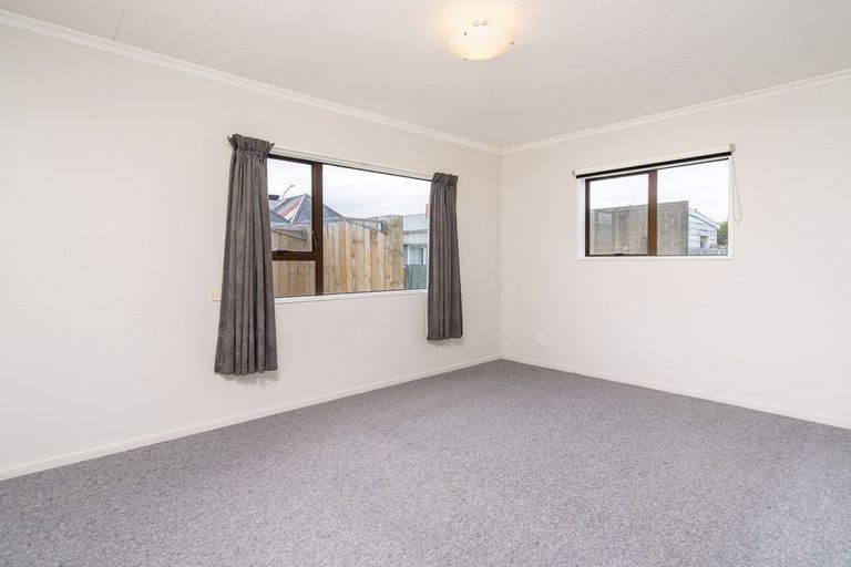 Photo of property in 13c Burns Street, South Dunedin, Dunedin, 9012