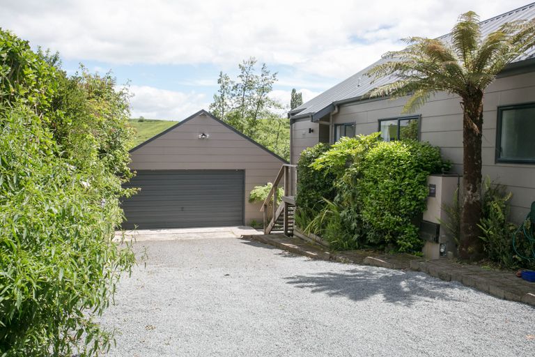 Photo of property in 33 Hillcrest Street, Tirau, 3410