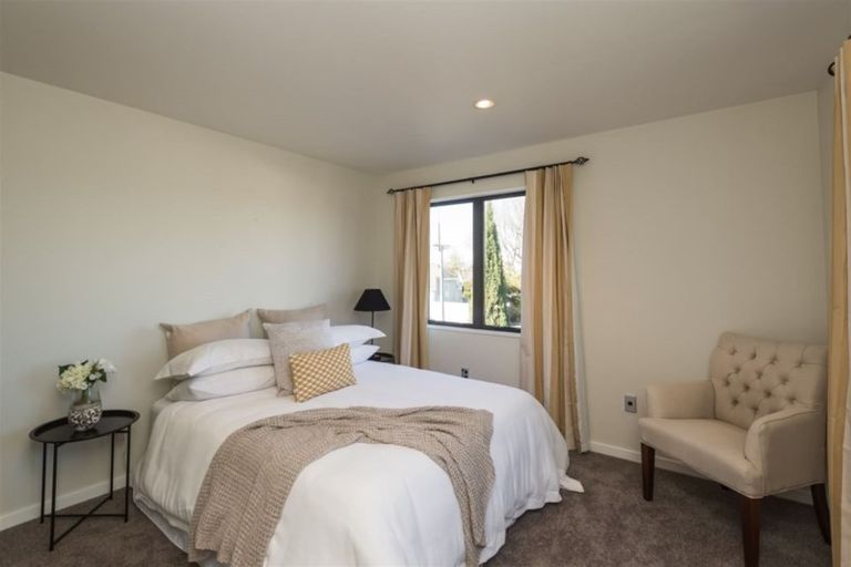 Photo of property in 2 Westburn Terrace, Burnside, Christchurch, 8041