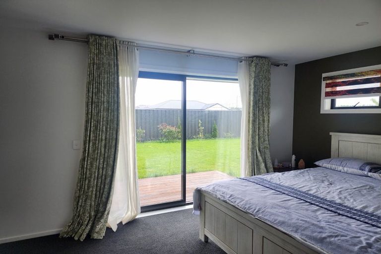 Photo of property in 33 Te Kanawa Lane, Rolleston, 7615