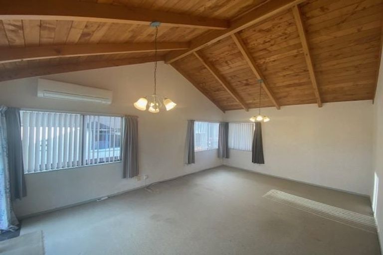 Photo of property in 75 One Tree Point Road, One Tree Point, 0118