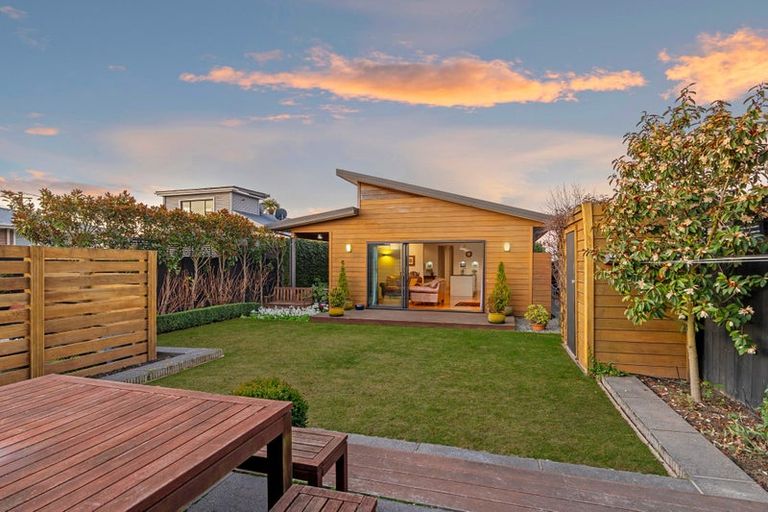 Photo of property in 11 Simeon Street, Spreydon, Christchurch, 8024