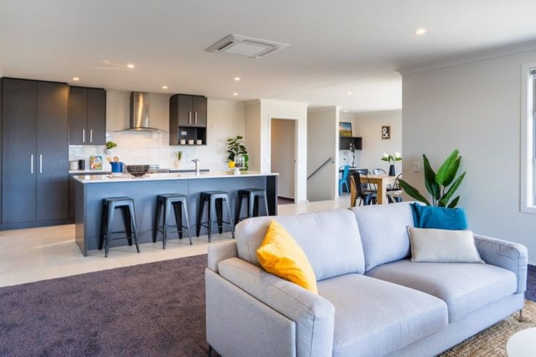 Photo of property in 7 Caterer Lane, Paraparaumu, 5032