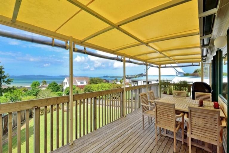 Photo of property in 20 Kotuku Place, Snells Beach, 0920