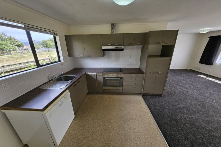 Photo of property in 34 Reynolds Street, Taita, Lower Hutt, 5011