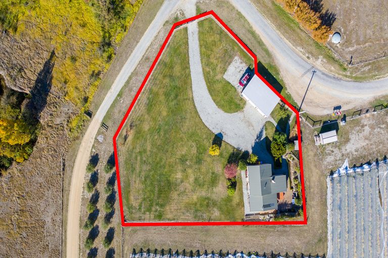 Photo of property in 180 Hall Road, Bannockburn, Cromwell, 9384