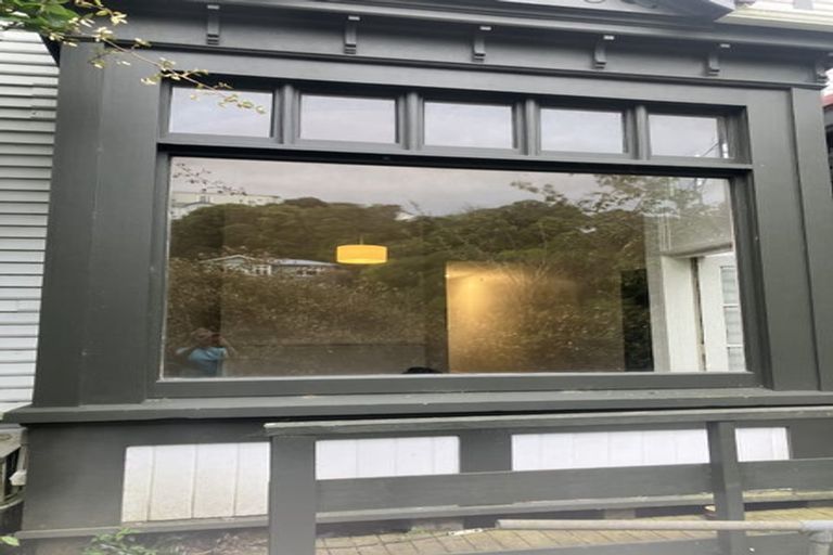 Photo of property in 3 Crieff Street, Northland, Wellington, 6012