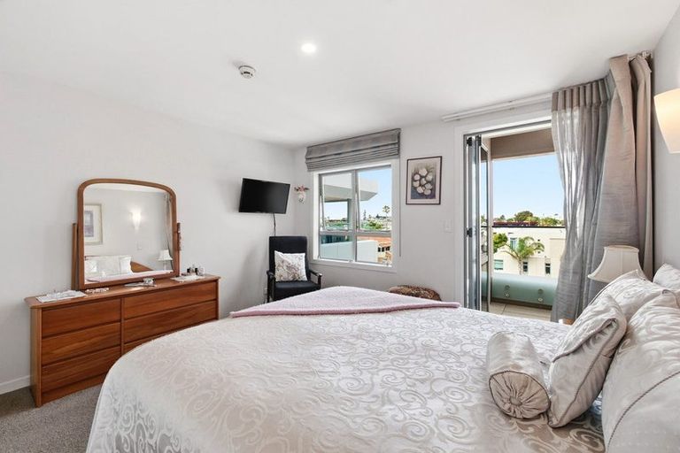 Photo of property in 36 Victoria Road, Mount Maunganui, 3116