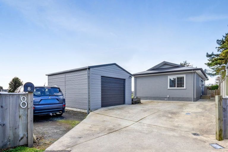 Photo of property in 8 Manatu Lane, Inglewood, 4330