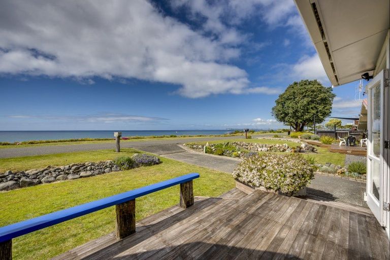 Photo of property in 242 Whirinaki Road, Eskdale, Napier, 4182