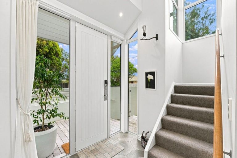 Photo of property in 75d Oceanbeach Road, Mount Maunganui, 3116