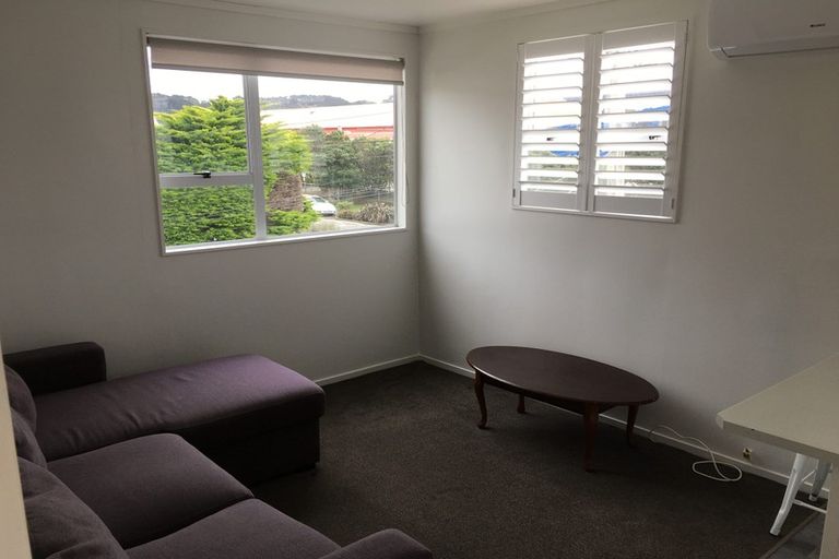 Photo of property in 2/71 Kemp Street, Kilbirnie, Wellington, 6022